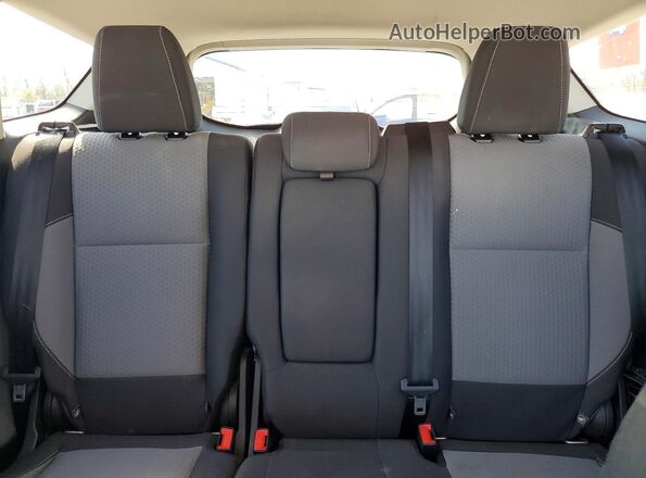1FMCU9GD0HUE04074 2017 FORD ESCAPE Black Widok tylnych siedzeń