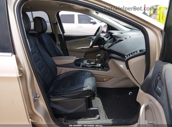 1FMCU9GD0HUE97467 2017 FORD ESCAPE Tan Vista interior delantera