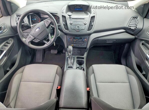 1FMCU9GD0JUA44021 2018 FORD ESCAPE Серебряный Вид панели приборов