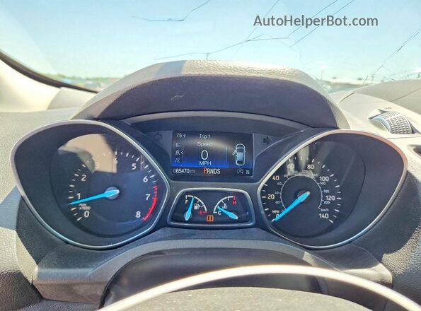1FMCU9GD0KUA18973 2019 FORD ESCAPE Red Widok zestawu wskaźników