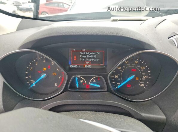 1FMCU9GD0KUB23206 2019 FORD ESCAPE Черный Вид щитка приборов