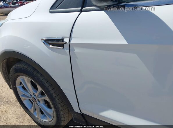 1FMCU9GD2HUA30177 2017 FORD ESCAPE White Вид спереду