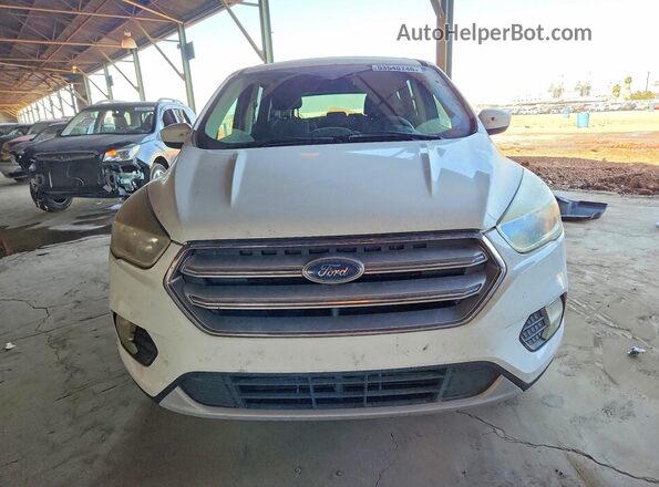 1FMCU9GD2HUB03449 2017 FORD ESCAPE White Vista frontal