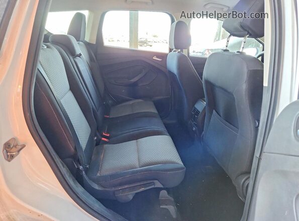 1FMCU9GD2HUB03449 2017 FORD ESCAPE White Vista interior trasera