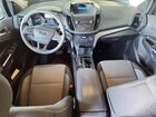 2017 Ford Escape Se White vin: 1FMCU9GD2HUB03449