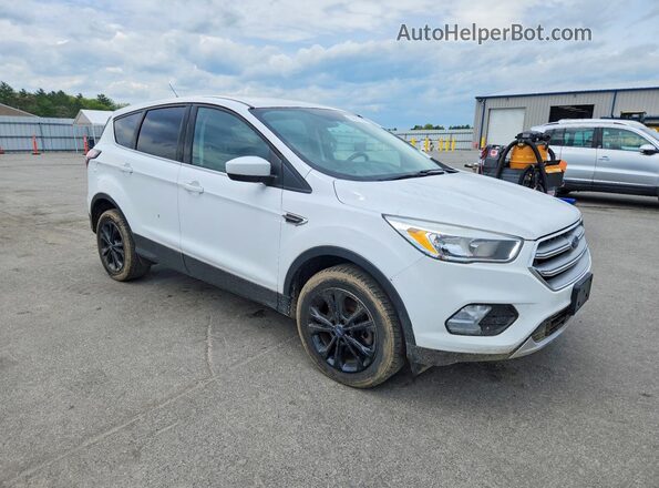 1FMCU9GD2HUB19067 2017 FORD ESCAPE White Przód prawy