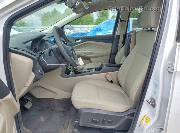 1FMCU9GD2HUE75275 2017 FORD ESCAPE White Vista interior delantera