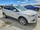 2018 Ford Escape Se Серебряный vin: 1FMCU9GD2JUA32257
