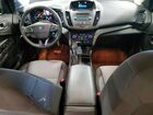 2018 Ford Escape Se White vin: 1FMCU9GD2JUC11074