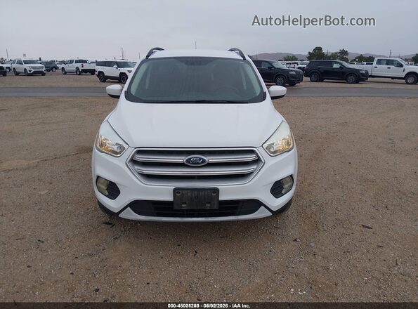 1FMCU9GD2JUD08744 2018 FORD ESCAPE White Widok deski rozdzielczej