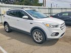 2018 Ford Escape Se White vin: 1FMCU9GD3JUA75067