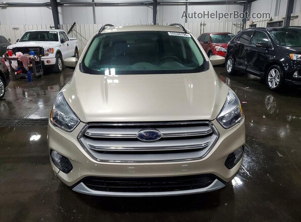 1FMCU9GD3JUB56246 2018 FORD ESCAPE Желто-коричневый Вид спереди