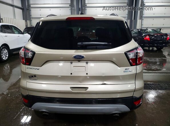 1FMCU9GD3JUB56246 2018 FORD ESCAPE Желто-коричневый Вид сзади
