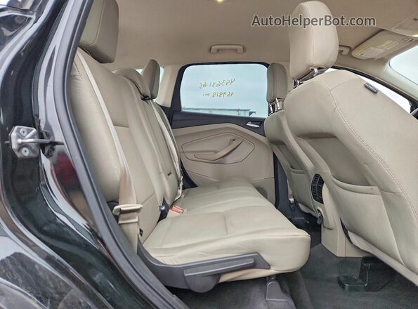 1FMCU9GD3JUB69319 2018 FORD ESCAPE Черный Вид задней части салона