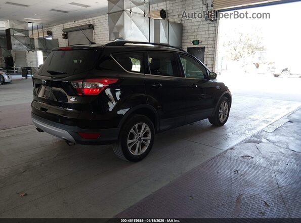 1FMCU9GD3JUD08655 2018 FORD ESCAPE Черный Задняя правая четверть
