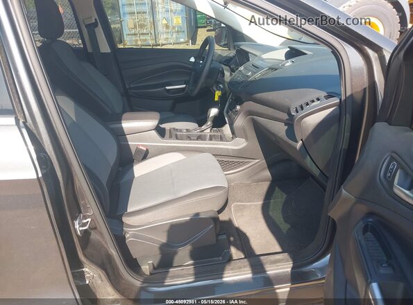 1FMCU9GD3JUD31093 2018 FORD ESCAPE Gray Front interior view