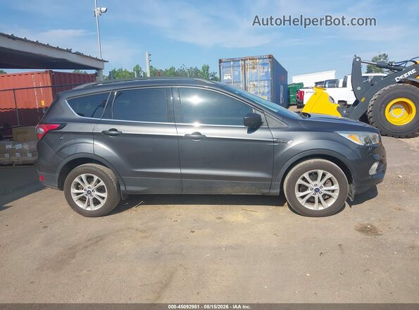 1FMCU9GD3JUD31093 2018 FORD ESCAPE Gray Rear interior view