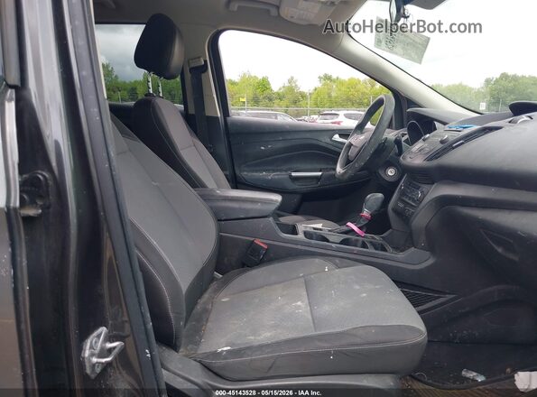 1FMCU9GD4HUA08181 2017 FORD ESCAPE Gray Widok wnętrza z przodu