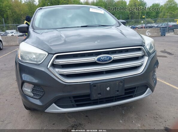 1FMCU9GD4HUA08181 2017 FORD ESCAPE Gray Widok z przodu