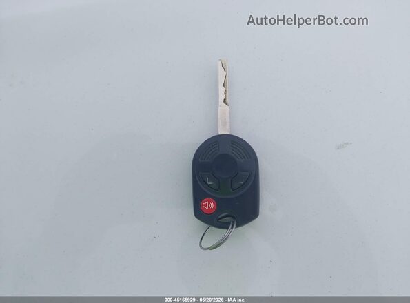1FMCU9GD4HUD66686 2017 FORD ESCAPE White Вид панелі приладів