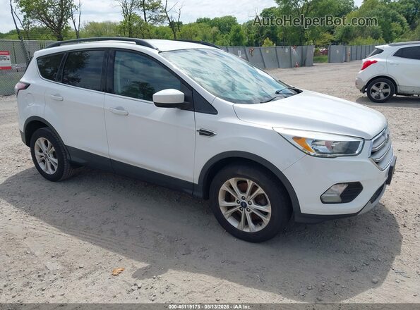 1FMCU9GD4JUA43972 2018 FORD ESCAPE White Przód prawy
