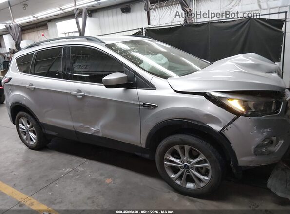 1FMCU9GD4JUB29010 2018 FORD ESCAPE Gray Widok wnętrza 360 stopni