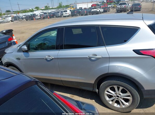 1FMCU9GD5HUE83208 2017 FORD ESCAPE Серебряный 