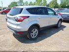 2017 Ford Escape Se Серебряный vin: 1FMCU9GD5HUE83208