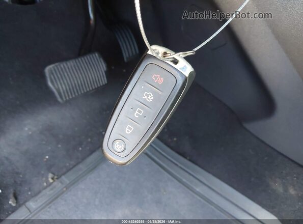 1FMCU9GD5KUB80405 2019 FORD ESCAPE White Вид панелі приладів