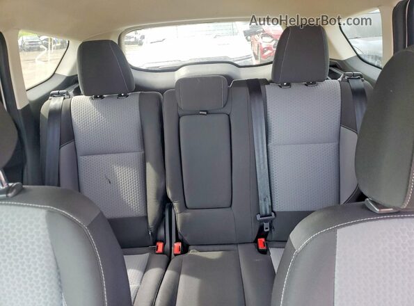 1FMCU9GD6HUA33034 2017 FORD ESCAPE Белый Вид задних сидений