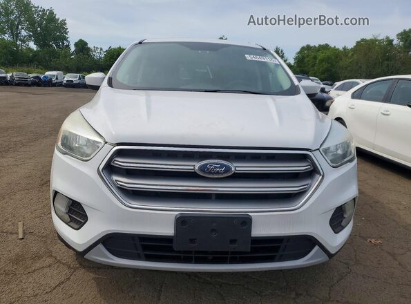 1FMCU9GD6HUA33034 2017 FORD ESCAPE Белый Вид спереди