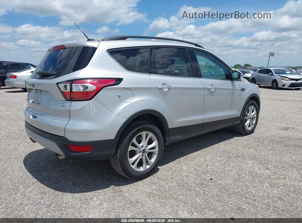 1FMCU9GD6JUD08455 2018 FORD ESCAPE Silver Задня права чверть