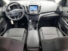 2019 Ford Escape Se Белый vin: 1FMCU9GD6KUA25636