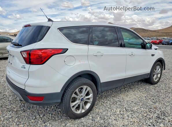 1FMCU9GD6KUA25636 2019 FORD ESCAPE Белый Задняя правая четверть