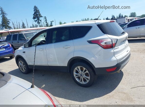 1FMCU9GD7HUB14981 2017 FORD ESCAPE Белый Панорамный вид салона 360°