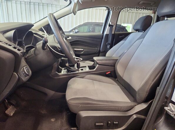 1FMCU9GD7HUE24502 2017 FORD ESCAPE Silver Вид салону спереду
