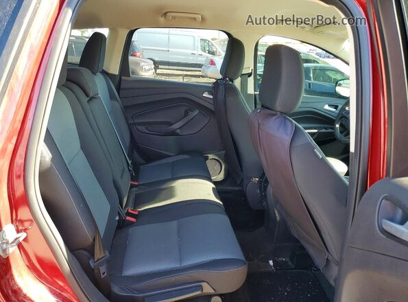 1FMCU9GD7JUB09902 2018 FORD ESCAPE Бордовый Вид задней части салона