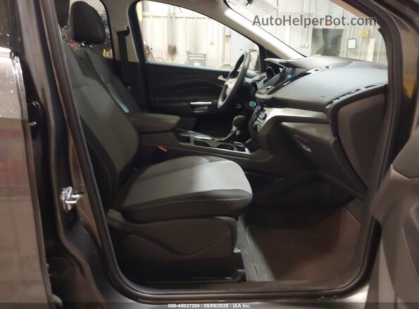 1FMCU9GD8HUB06971 2017 FORD ESCAPE Gray Widok wnętrza z przodu