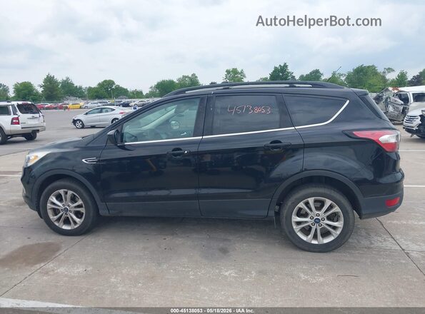 1FMCU9GD8HUD95365 2017 FORD ESCAPE Black Widok wnętrza 360 stopni