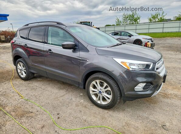 1FMCU9GD8JUA85562 2018 FORD ESCAPE Gray Przód prawy