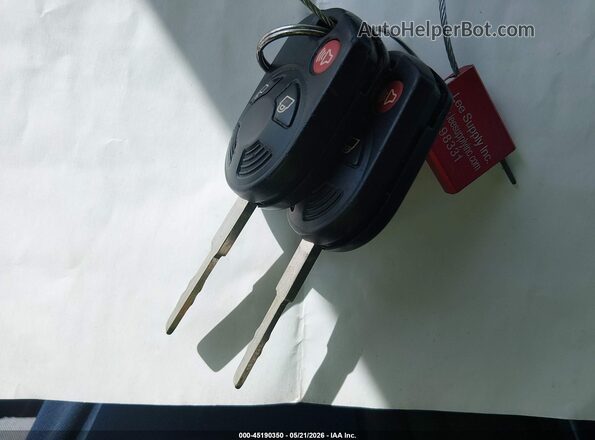 1FMCU9GD8JUB20245 2018 FORD ESCAPE Синий Вид панели приборов
