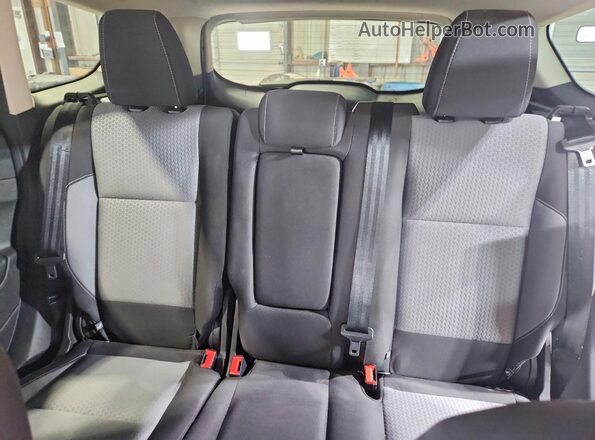 1FMCU9GD8JUB39376 2018 FORD ESCAPE Белый Вид задних сидений