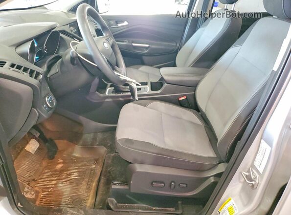 1FMCU9GD8KUA45970 2019 FORD ESCAPE Серебряный Вид салона спереди
