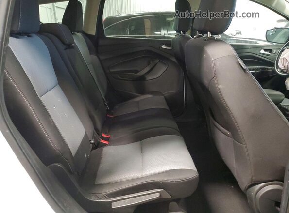 1FMCU9GD8KUC34117 2019 FORD ESCAPE White Widok wnętrza z tyłu