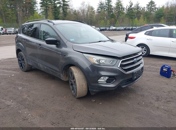 1FMCU9GD9HUD07052 2017 FORD ESCAPE Серый Передняя правая четверть