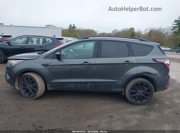 1FMCU9GD9HUD07052 2017 FORD ESCAPE Серый 