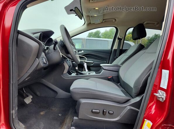 1FMCU9GDXHUC57715 2017 FORD ESCAPE Red Widok wnętrza z przodu