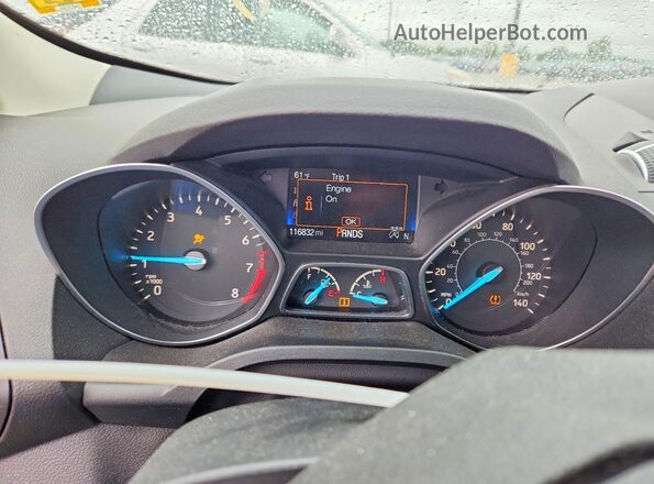 1FMCU9GDXHUE31346 2017 FORD ESCAPE White Widok zestawu wskaźników
