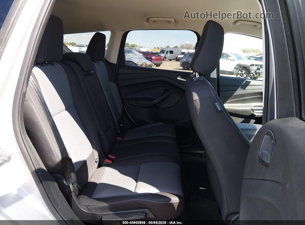 1FMCU9GDXJUC38829 2018 FORD ESCAPE Silver VIN կոդի պիտակի տեսք