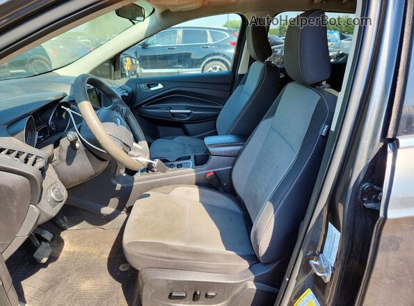 1FMCU9GDXKUA08452 2019 FORD ESCAPE Серый Вид салона спереди